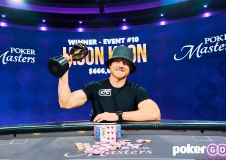 Jason Koon zmagal na zadnjem turnirju Poker Masters 2022, Sean Winter oblekel vijolični suknjič