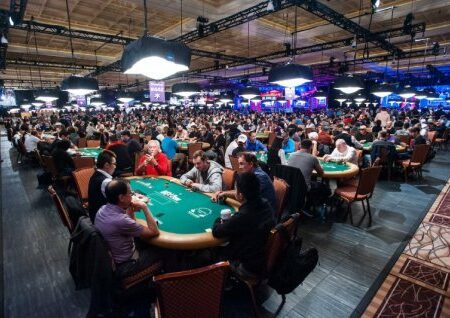Kako bi lahko politične napetosti v ZDA vplivale na udeležbo na WSOP 2025