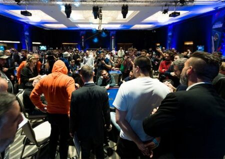 Še 174 igralcev v igri za zmago na EPT Paris Main Eventu in 1.170.000 € nagrade