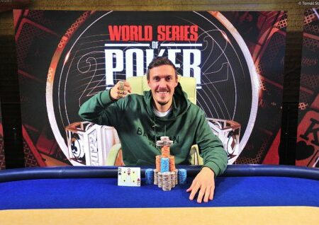 Nemški nogometaš Max Kruse zadel v polno za prvo WSOP zapestnico