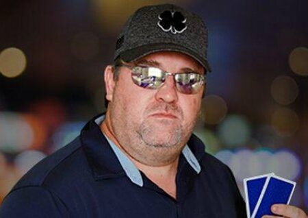 Chris Moneymaker bo tožil PayPal za zaseženih 12.000 dolarjev