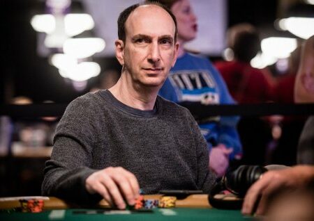Eric Seidel osvojil že svojo deveto WSOP zapestnico in 977,842 $